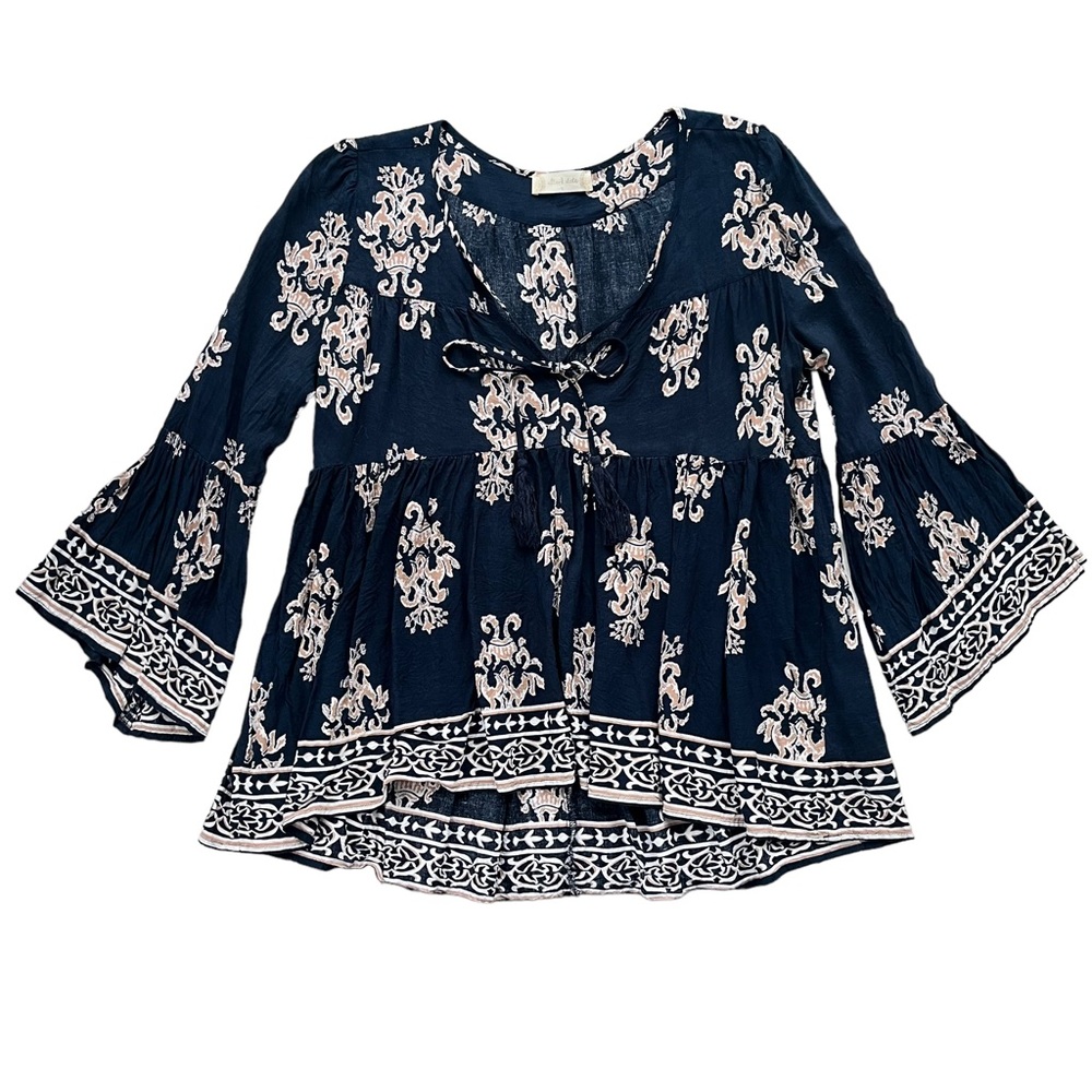 Altar’d State Women’s Large Navy Blue Paisley Bell Sleeve Boho Baby Doll Blouse‎